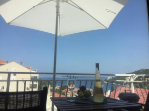 Beach bay apartment